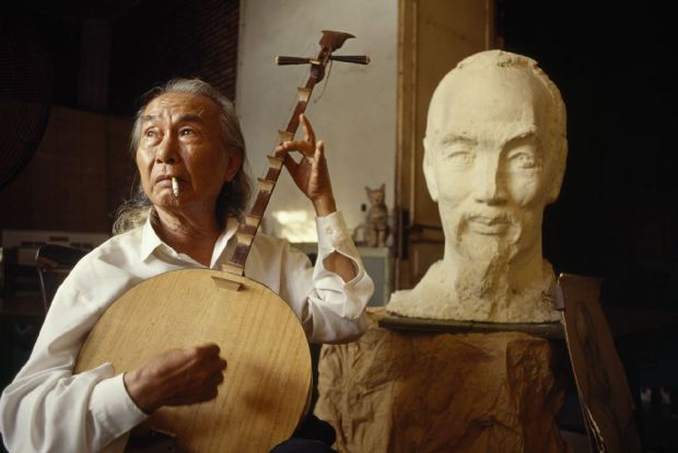 Sculptor Diep Minh Chau